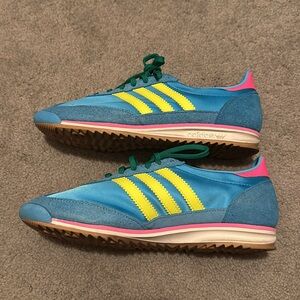 Adidas SL 72 turquoise and pink Sneakers with Green Laces W7